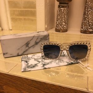 Khloe Kardashian x DIFF sunglasses